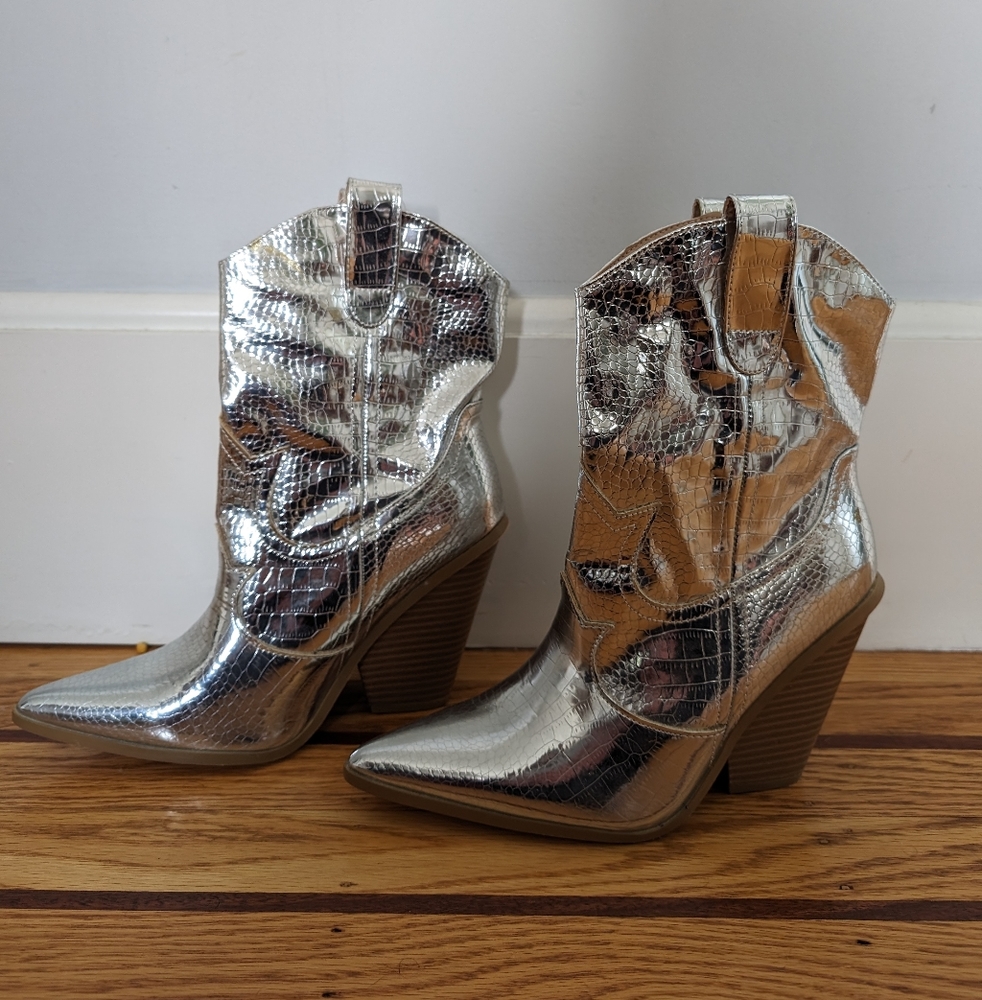 Silver Metallic Snakeskin Booties | New